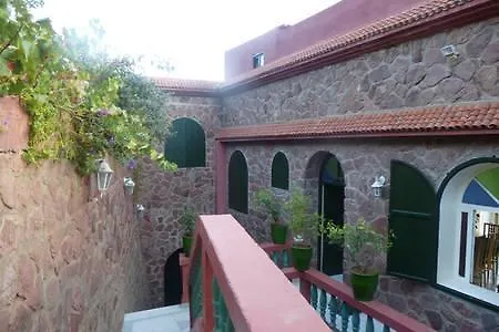 Havre De Paix Architectural Bed & Breakfast Aghbalou Morocco